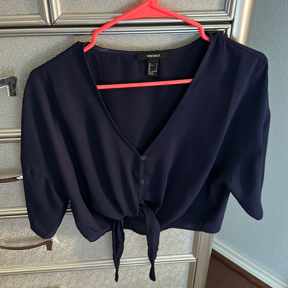 Size small navy blue chiffon front-tie button up cropped fit blouse